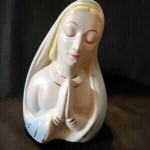 Vintage Praying Madonna/Virgin Mary Planter/Vase